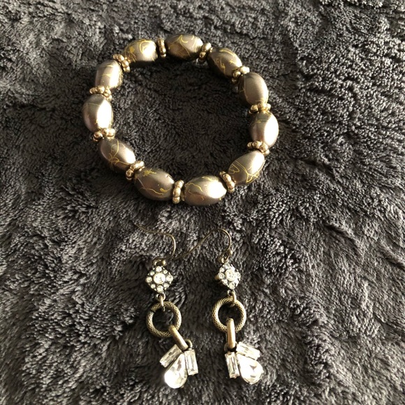 Bracelet and Earrings - Picture 1 of 3